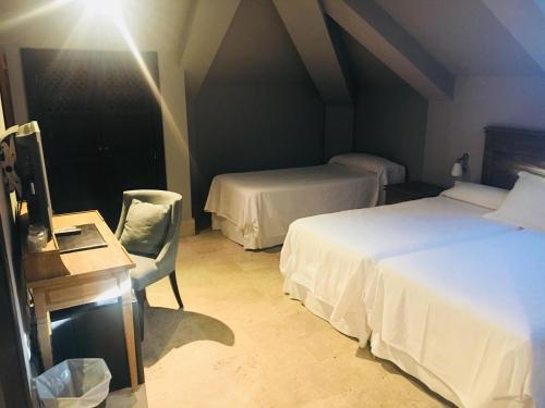 Habitación Triple del hotel Palacio De Mengibar