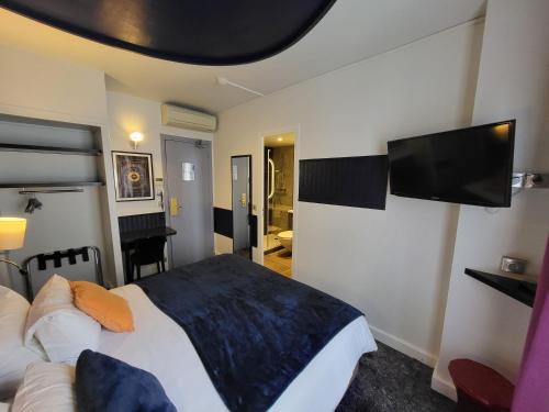 Habitación doble Vista Jardín Vista ciudad 1 Cama doble Normal del hotel Accueil - Paris Pigalle MontmartreI. Foto 15