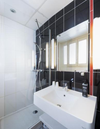 Habitación Doble Estándar del hotel Accueil - Paris Pigalle MontmartreI. Foto 1