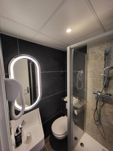 Habitación Doble Estándar del hotel Accueil - Paris Pigalle MontmartreI. Foto 12