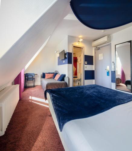 Habitación Familiar Estándar del hotel Accueil - Paris Pigalle MontmartreI. Foto 12