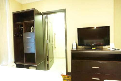 Habitación Doble adaptada para personas con movilidad reducida del hotel Nesva - New York City Vista. Foto 6