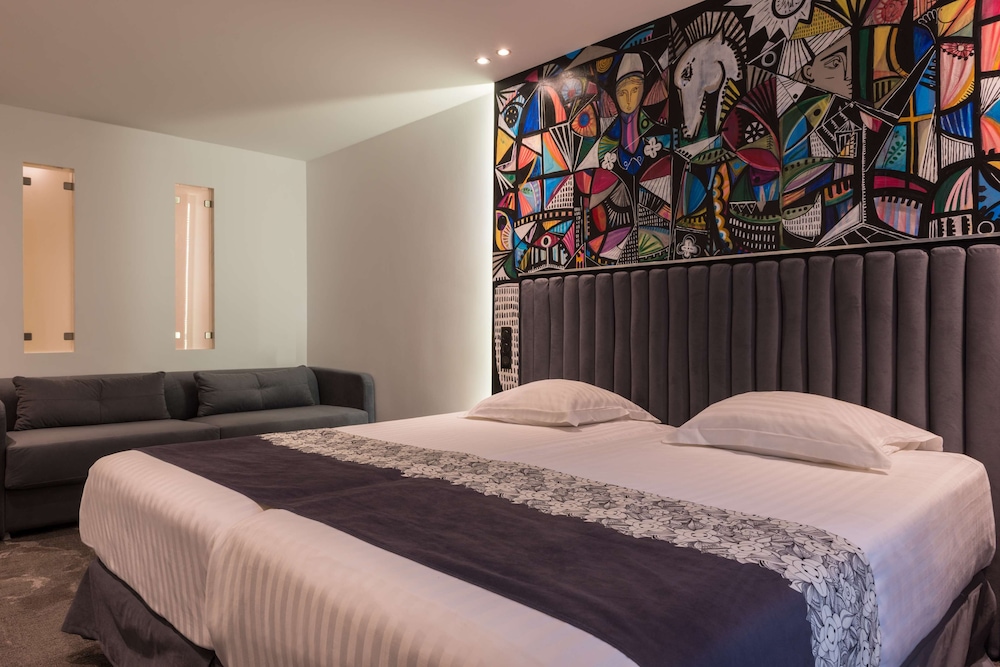 Deluxe room for 2 (Extra Bed with Extra Fee) del hotel Aida Opera. Foto 12