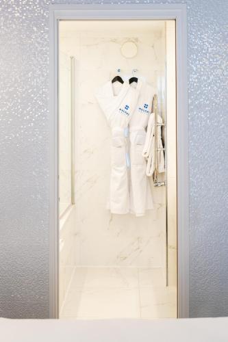 Habitación Doble / 2 camas Premium del hotel 7 Eiffel By Malone. Foto 7