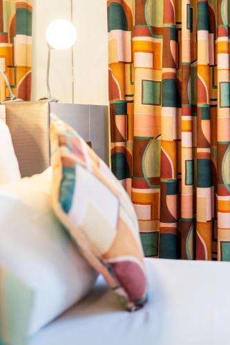 Habitación Doble Clásica del hotel 7 Eiffel By Malone. Foto 9