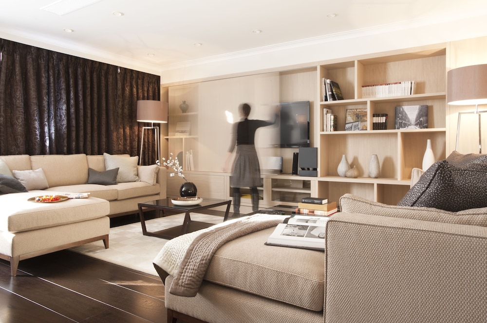 Beaufort Suite, Three Bedroom Penthouse with Balcony del hotel Claverley Court. Foto 8