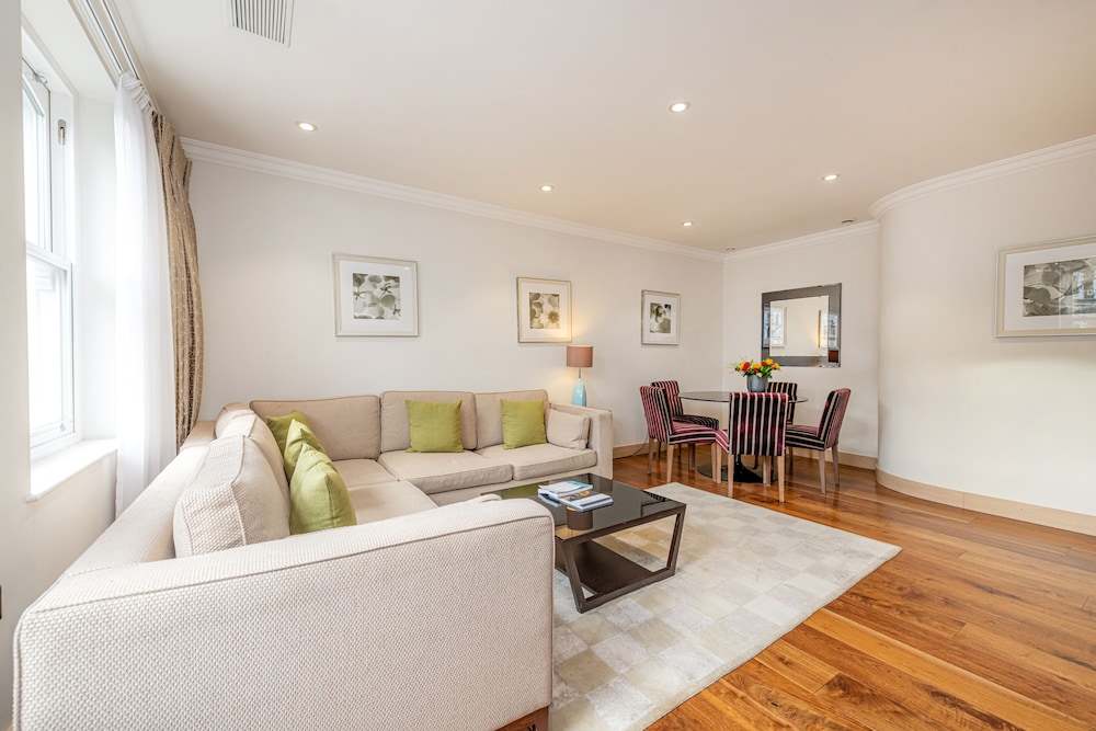 Apartamento ejecutivo, 2 habitaciones del hotel Claverley Court. Foto 23