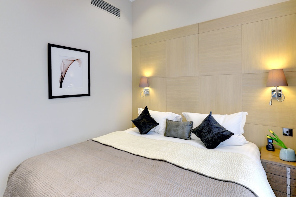 Knightsbridge Suite, Three Bedroom Apartment with Terrace del hotel Claverley Court. Foto 1