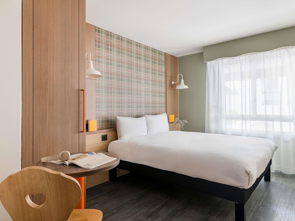 Habitación Classic con 1 cama doble del hotel Ibis Styles Annecy Gare Centre. Foto 5