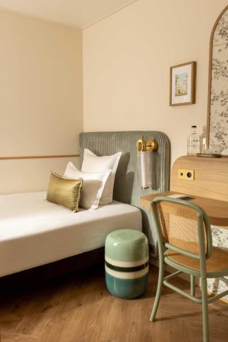 Habitación Individual Clásica del hotel D'espagne. Foto 6