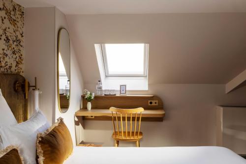 Habitación Doble Deluxe del hotel D'espagne. Foto 4