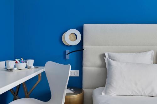 Habitación Doble Premium del hotel Elysées Opéra. Foto 9