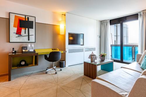 One - Bedroom Executive Apartment - 50m2 del hotel Fraser Suites Harmonie Paris La Défense. Foto 1