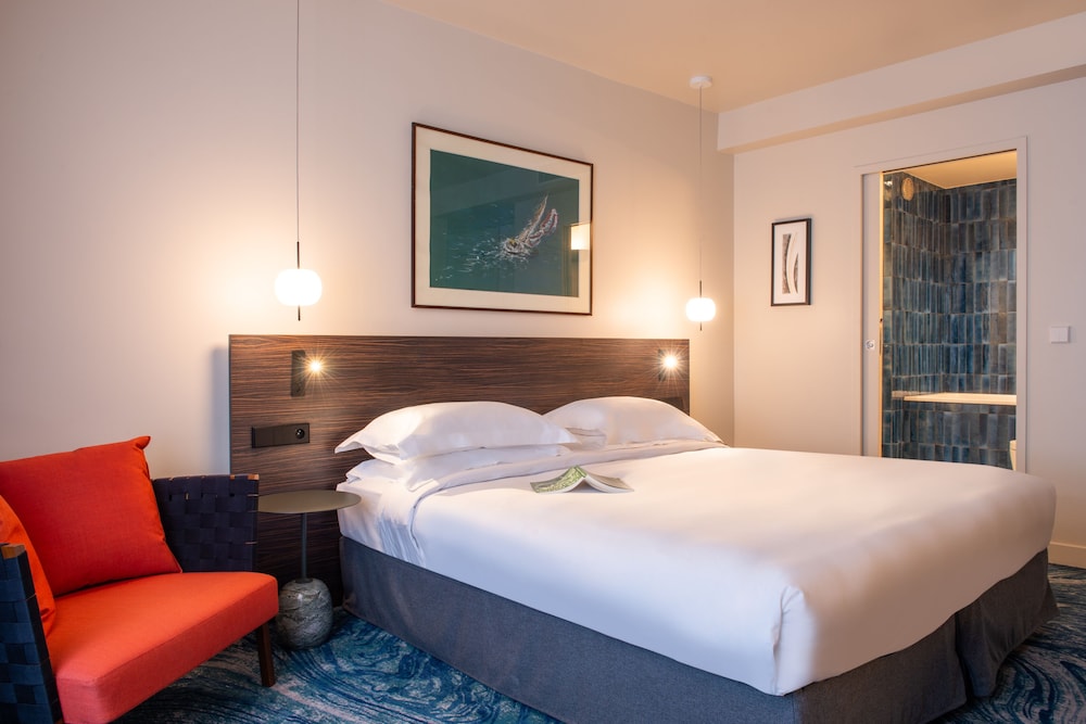 Chambre Executive Supérieure Double ou Twin del hotel GOLDEN TULIP DE NOAILLES. Foto 1