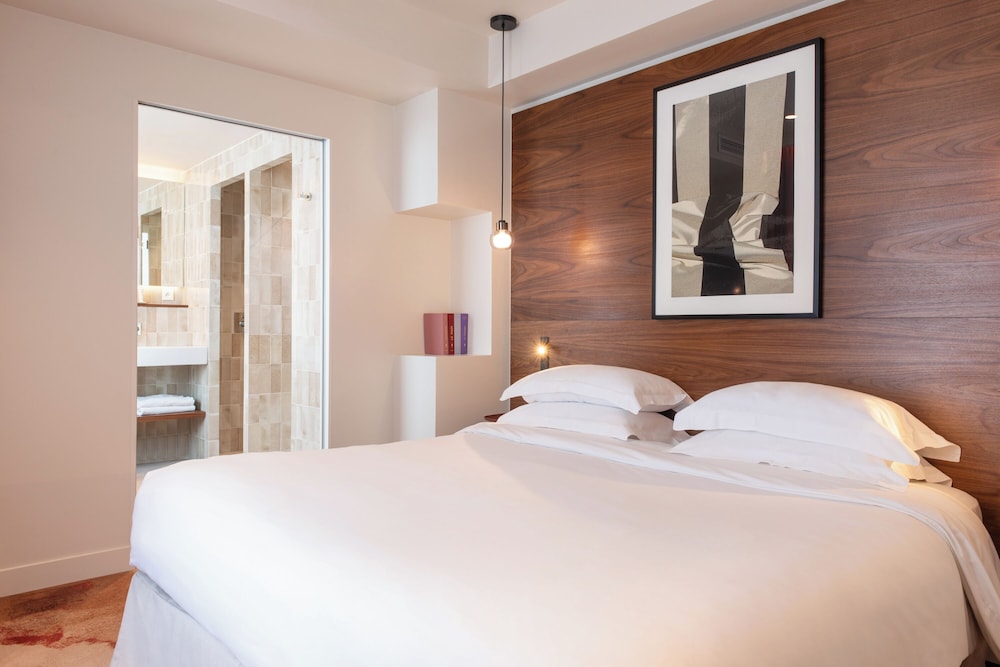 Junior Suite Executive del hotel GOLDEN TULIP DE NOAILLES. Foto 2