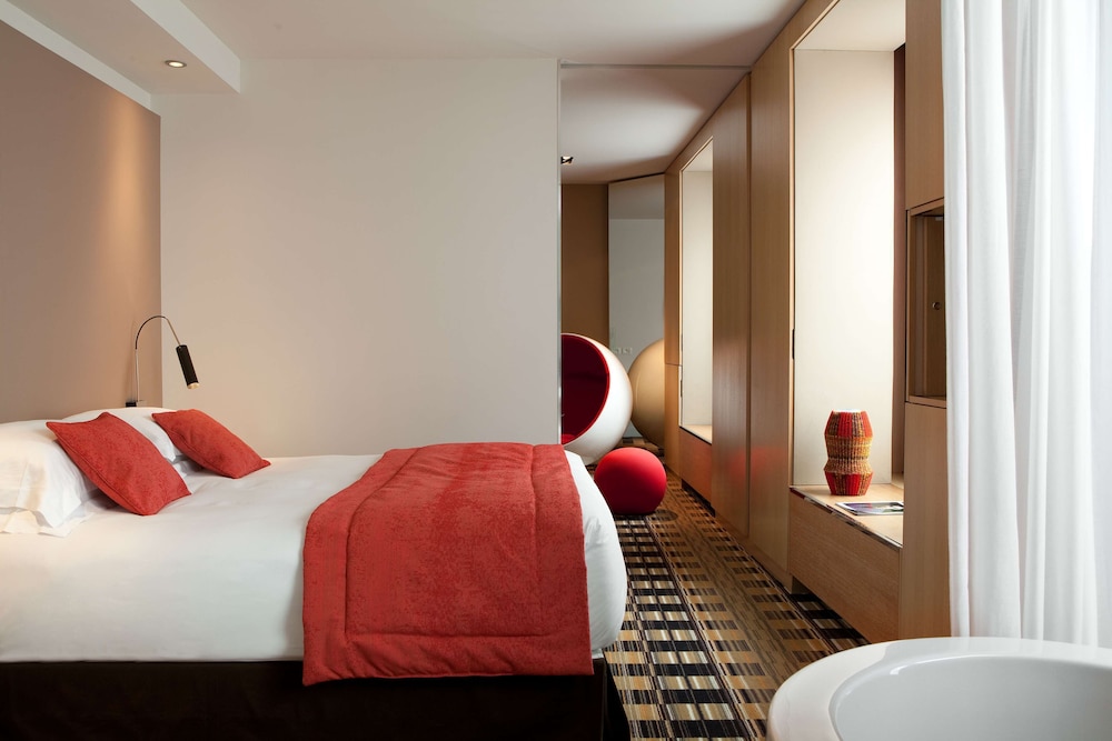 Suite junior del hotel GOLDEN TULIP DE NOAILLES