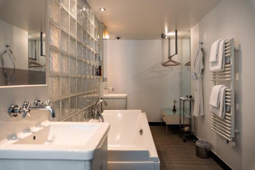 Habitación Doble Kube - 1 o 2 camas del hotel Kube Hotel Paris. Foto 2