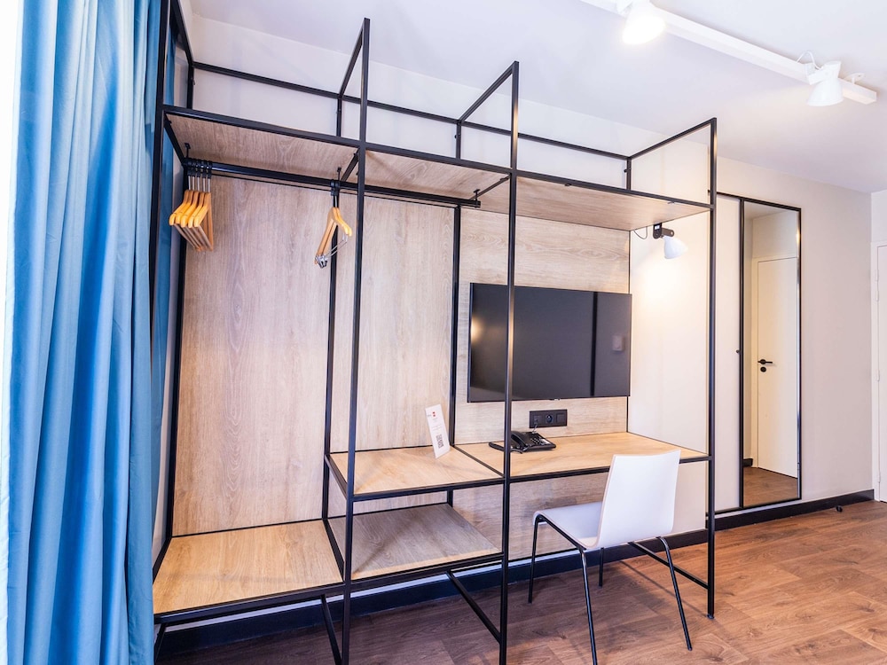 Habitación Estándar con 1 cama doble del hotel Ibis Roquebrune Cap Martin. Foto 8