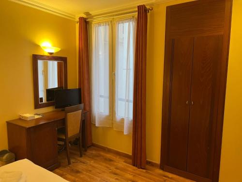 Habitación Doble Estándar - 2 camas del hotel 121 Paris. Foto 4