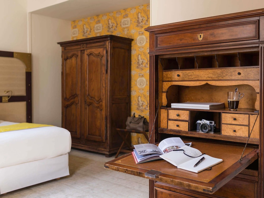 HABITACIÓN CLÁSICA, 1 Cama Queen Size del hotel Grand Beauvau Marseille Vieux-port – Mgallery. Foto 3