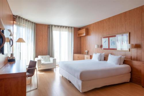 Habitación Deluxe con cama extragrande del hotel Best Western Ronceray Opera