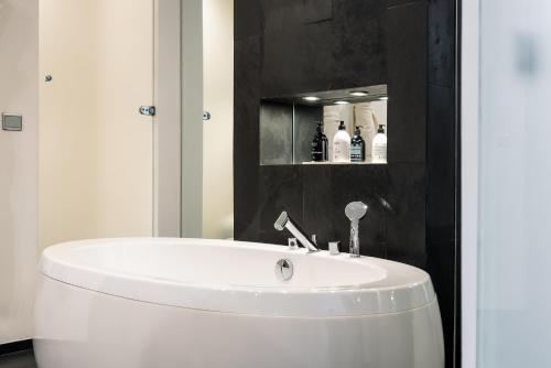 Suite Junior XL del hotel 1K Paris. Foto 3