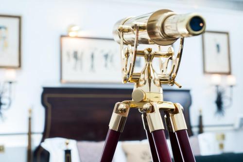 Suite de lujo - Salón acristalado del hotel 41. Foto 1