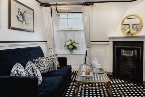 Suite de lujo - Salón acristalado del hotel 41. Foto 5