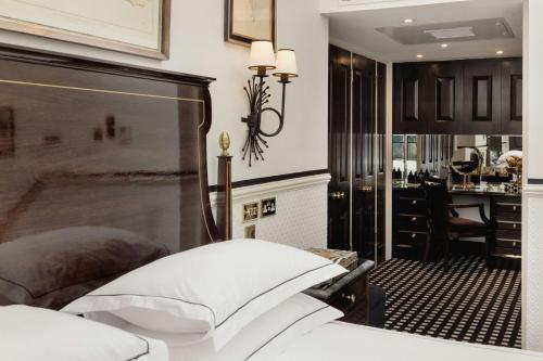 Suite de lujo - Salón acristalado del hotel 41. Foto 8