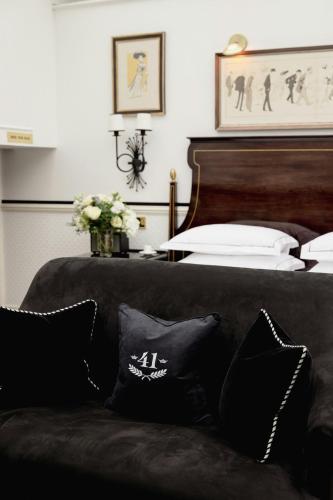 Suite de lujo - Salón acristalado del hotel 41. Foto 9