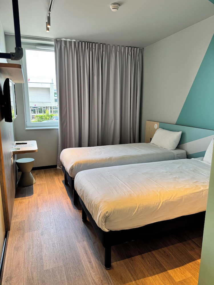 Habitación Estándar 2 Camas Individuales del hotel ibis budget Nancy Laxou. Foto 1