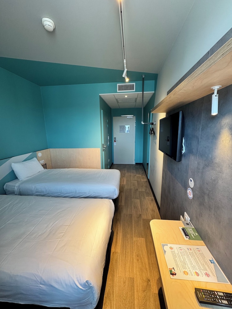 Habitación Estándar 2 Camas Individuales del hotel ibis budget Nancy Laxou. Foto 2