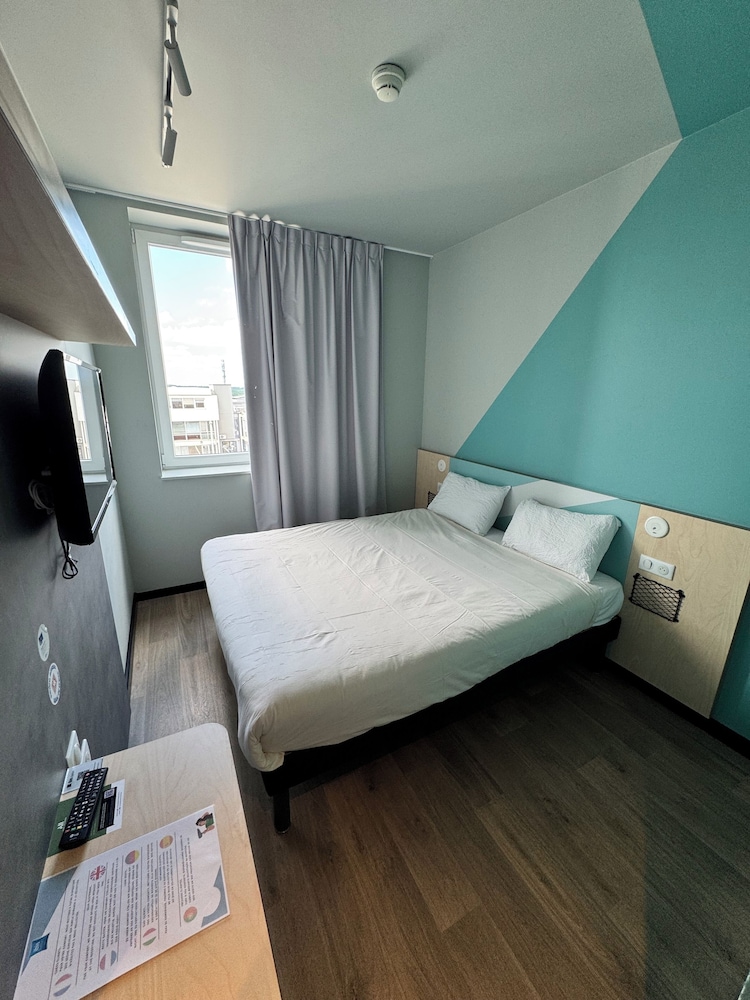 D4C - Habitación del hotel ibis budget Nancy Laxou. Foto 2