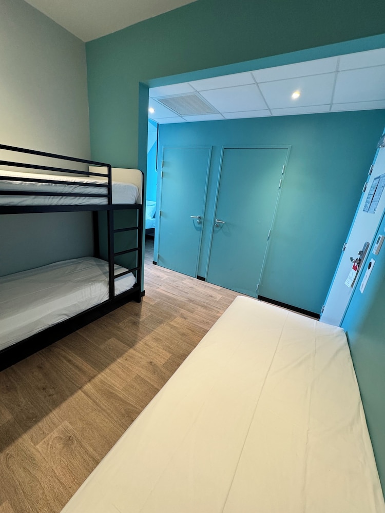 D4C - Habitación del hotel ibis budget Nancy Laxou. Foto 3
