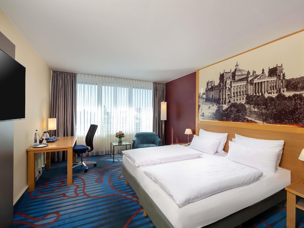 Habitación Estándar con cama doble del hotel Mercure Berlin Tempelhof. Foto 5