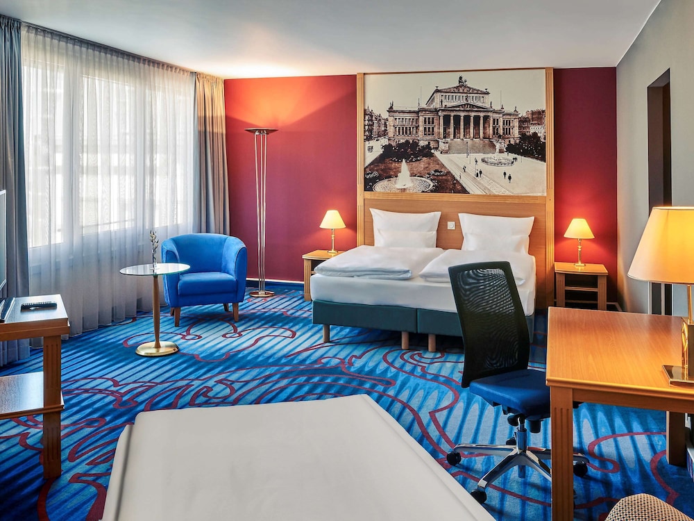 Habitación Estándar con cama doble del hotel Mercure Berlin Tempelhof. Foto 13