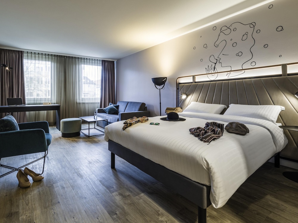 Habitación familiar con 1 cama Sweet Bed de ibis Styles (160×200) con sofá cama del hotel ibis Styles Bielefeld