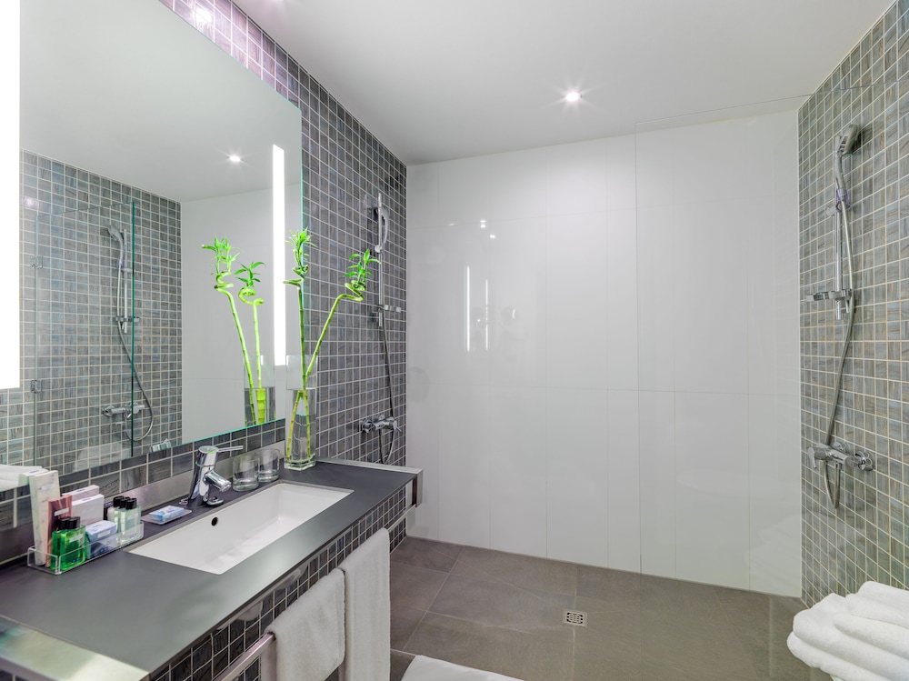 Habitación Superior del hotel H10 Roma Citta. Foto 11