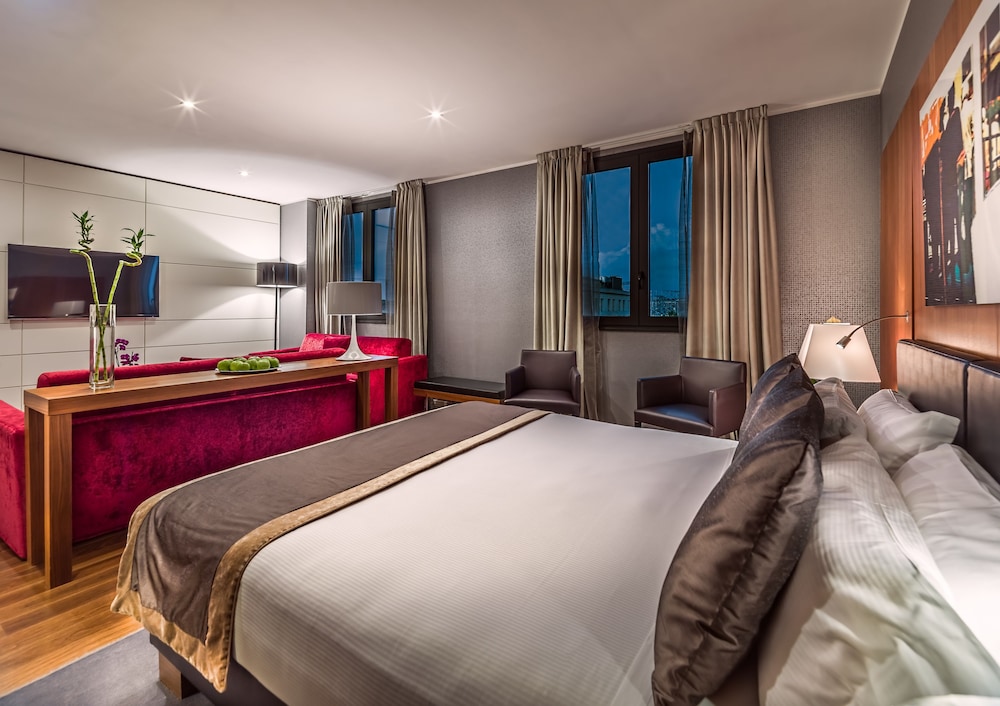 Suite del hotel H10 Roma Citta. Foto 1