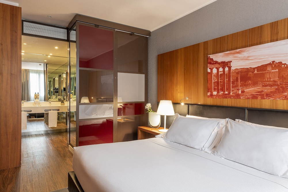 Suite del hotel H10 Roma Citta. Foto 5