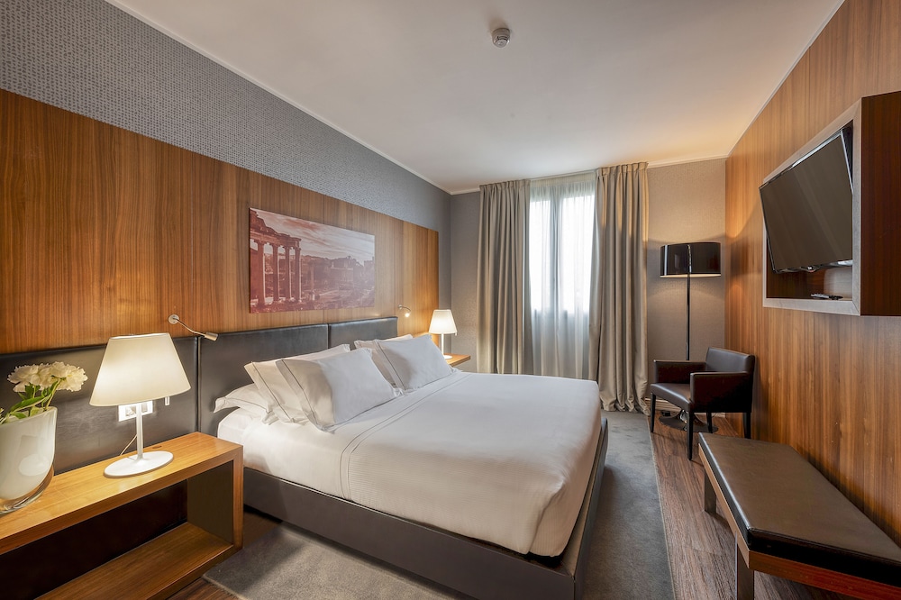 Suite del hotel H10 Roma Citta. Foto 6