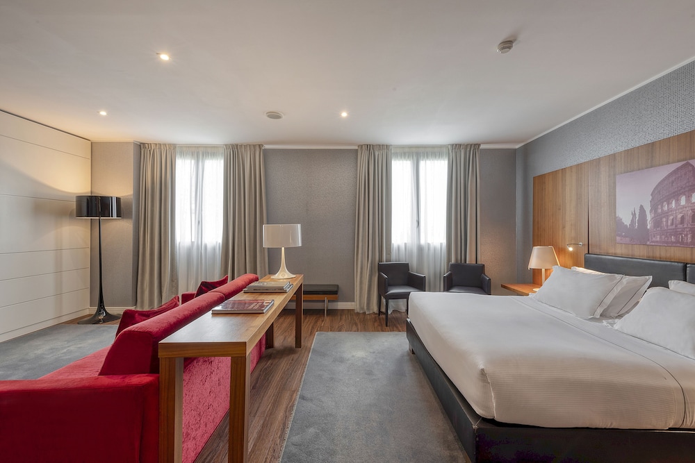 Suite del hotel H10 Roma Citta. Foto 7
