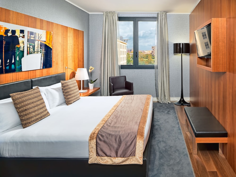 Suite del hotel H10 Roma Citta. Foto 10