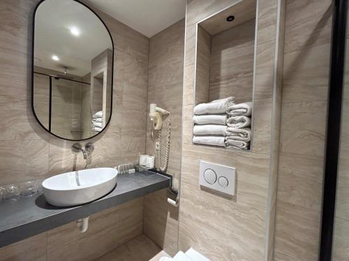 Habitación Cuádruple del hotel Xo Hotels Blue Square. Foto 5