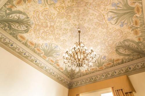 Suite Deluxe del hotel Grand Cavour. Foto 2