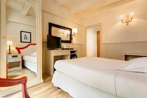 Habitación Familiar del hotel Grand Cavour. Foto 4