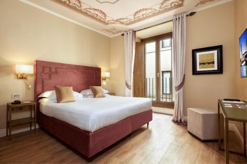 Habitación Familiar del hotel Grand Cavour. Foto 6