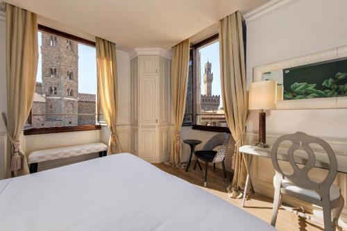 Habitación Doble Deluxe con vistas a la ciudad - 1 o 2 camas del hotel Grand Cavour. Foto 5