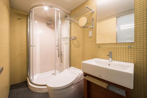 Habitaciones Dobles Superiores contiguas - 2 camas - No fumadores del hotel The B Akasaka. Foto 1