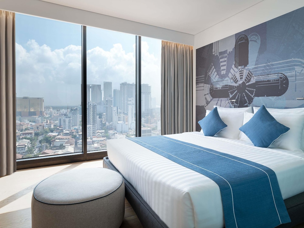 Suite Ejecutiva con 1 Cama King Size, Vistas al Río del hotel Novotel Phnom Penh BKK 1